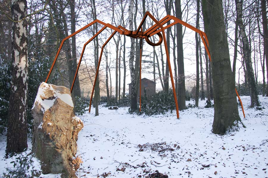 the spider Anansi madde of cortensteel, height 5 metre