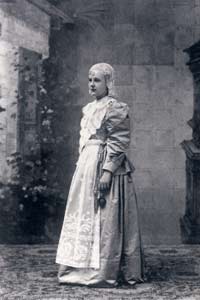 Wimpie, prinses Wilhelmina, stal met haar regionaal kostuum de harten van de Friezen.